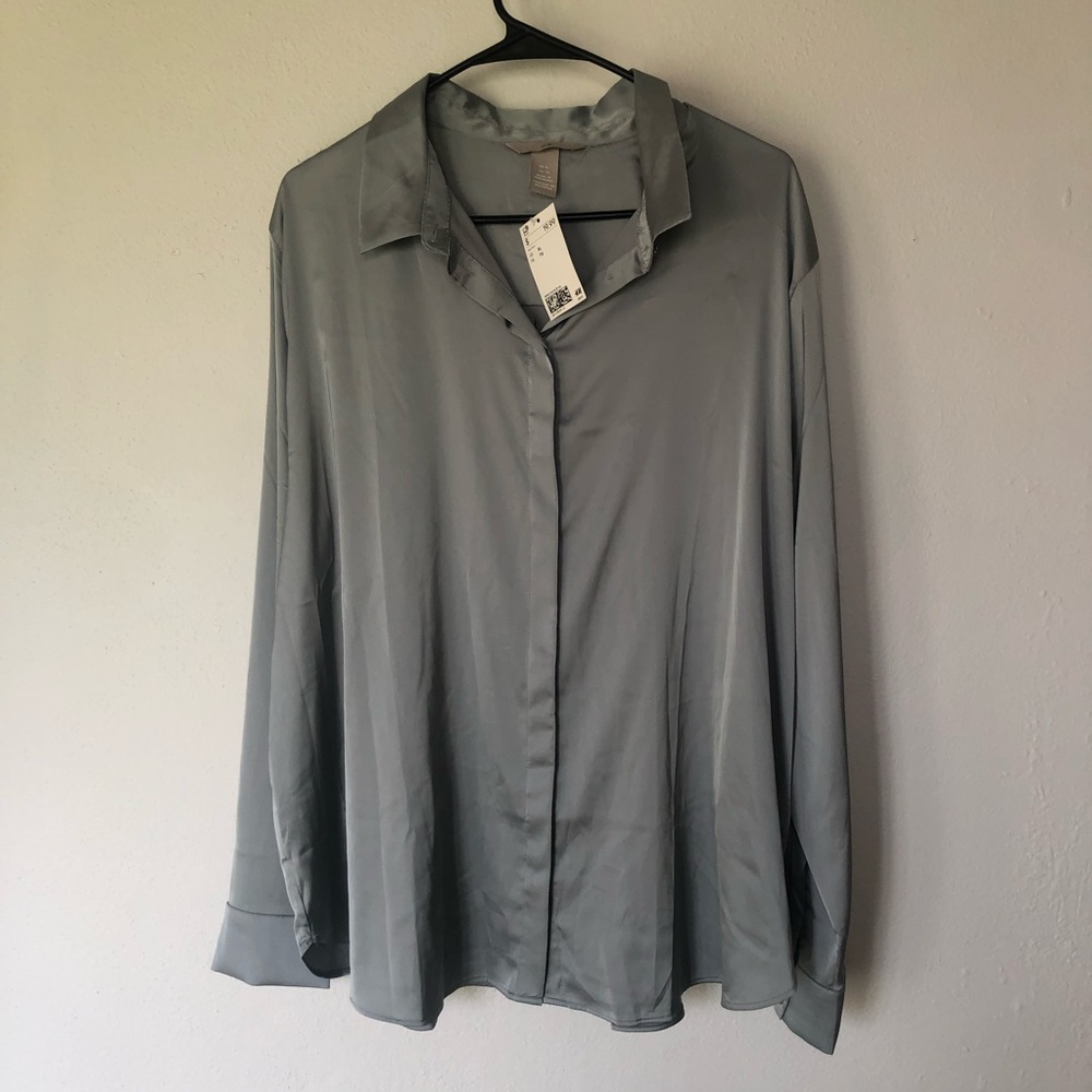 Grey silky top